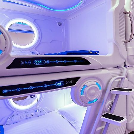 Spacepod@Com Singapore Eksteriør bilde